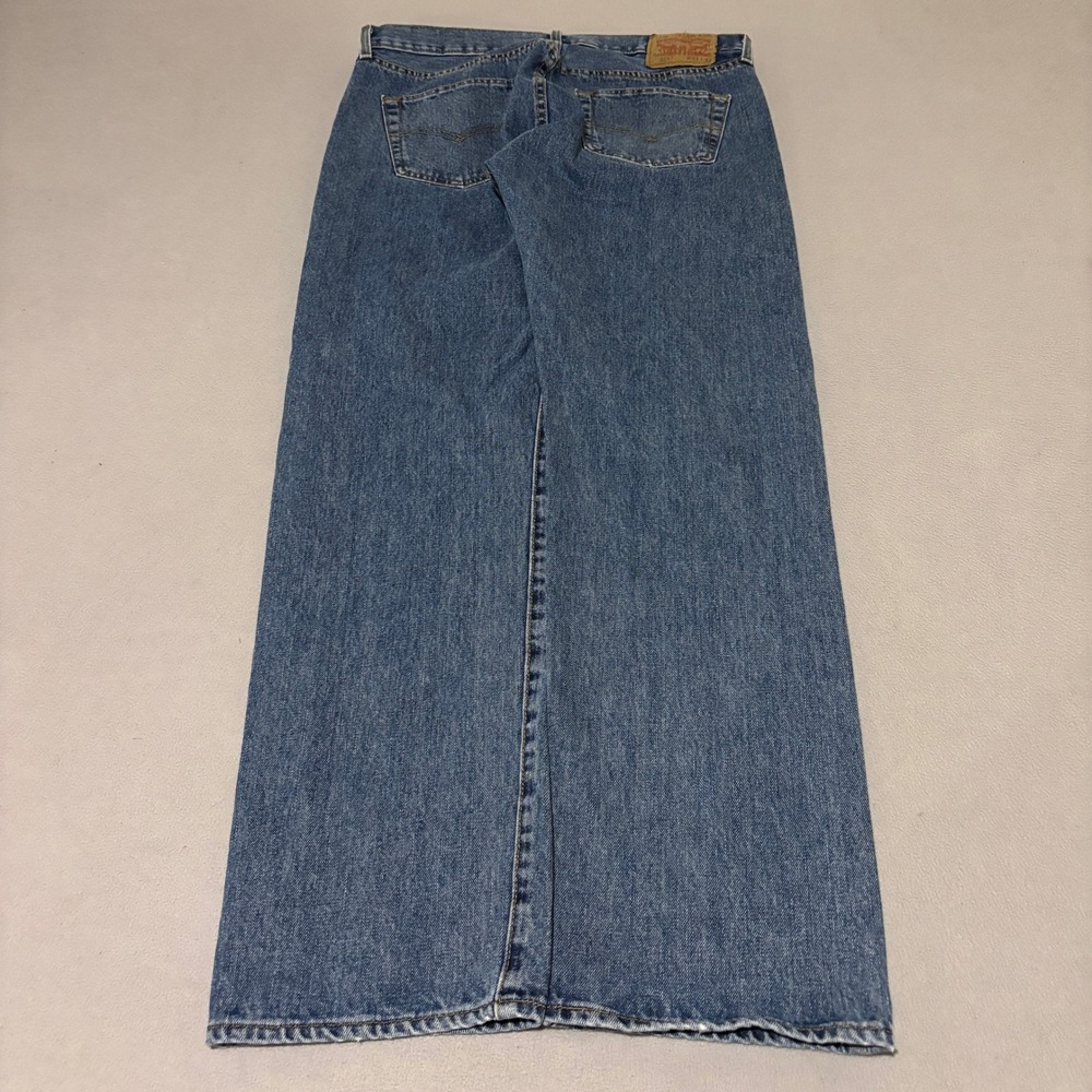 Levis 501 Original Fit Jeans Mens 34x32 Medium Wash Blue Button Fly Denim - Picture 11 of 11